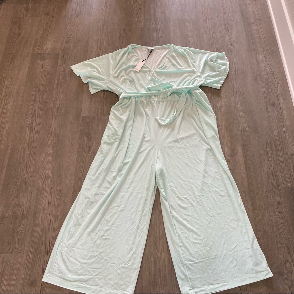 The Get 4Xl Mint Green Jumpsuit velour NWT soft sea foam pastel spring summer